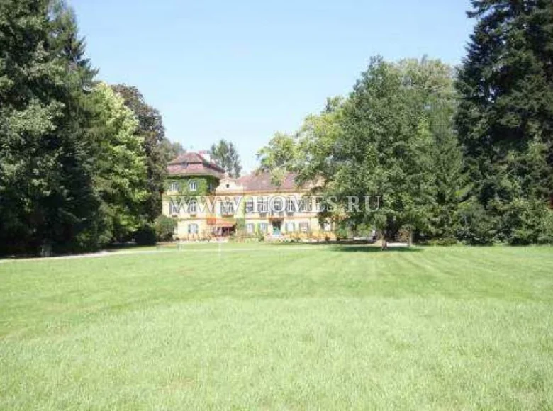 Замок 21 спальня 1 000 м² Вена, Австрия