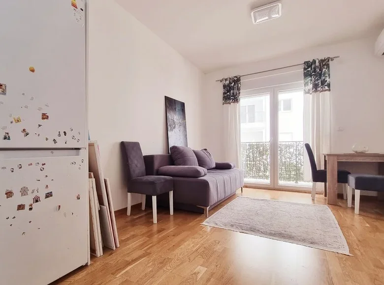 Квартира 1 спальня 42 м² Будва, Черногория