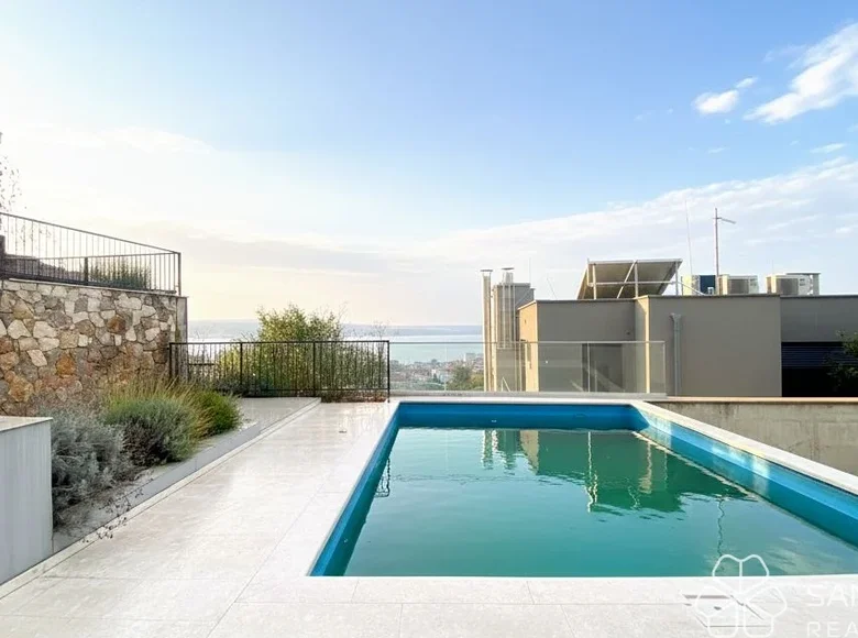 2 bedroom apartment 61 m² Crikvenica, Croatia