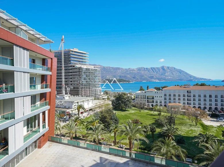 2 bedroom apartment 94 m² Budva, Montenegro