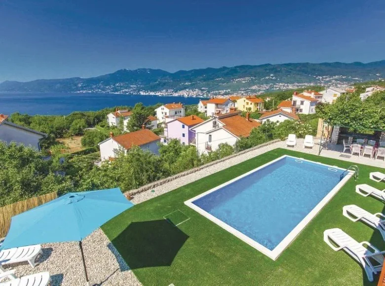 3 bedroom villa 300 m² Grad Rijeka, Croatia