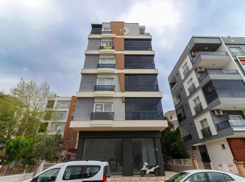 2 bedroom apartment 160 m² Erdemli, Turkey
