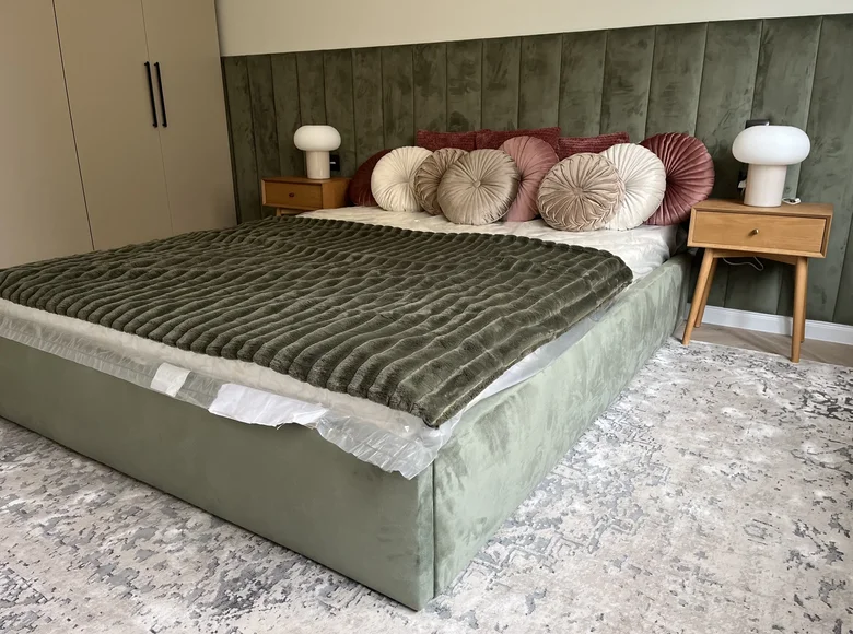 Mieszkanie 3 pokoi 76 m² w Warszawa, Polska