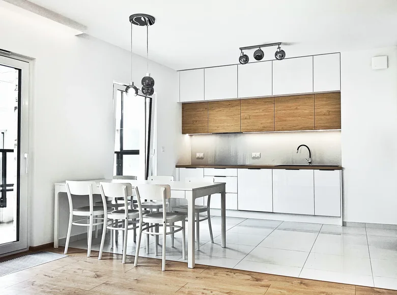 Квартира 3 комнаты 68 м² в Варшаве, Польша