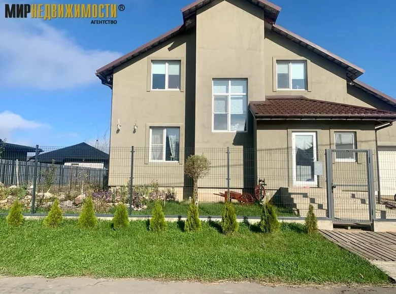Cottage 215 m² Bielcyca, Belarus