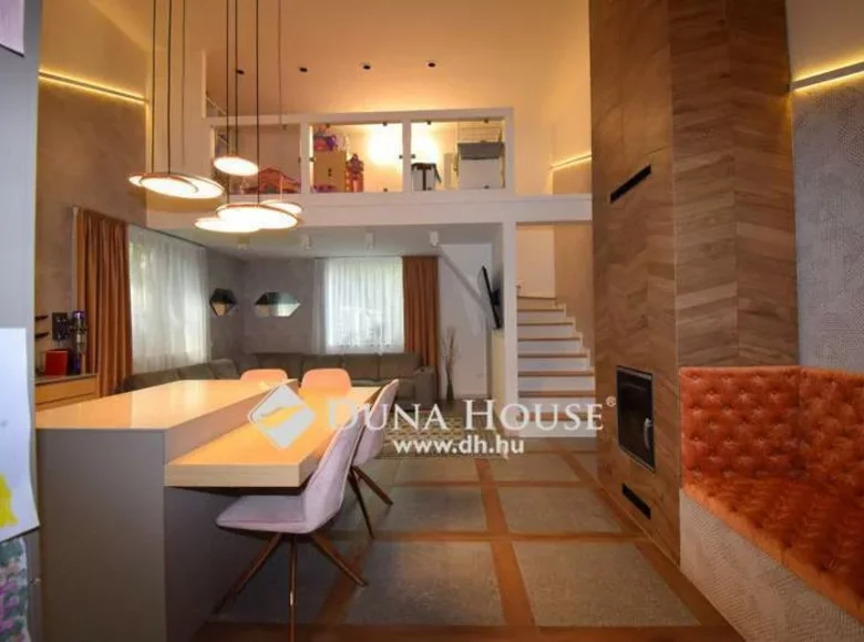 House 1 bathroom 248 m² in Great Plain and North, All countries