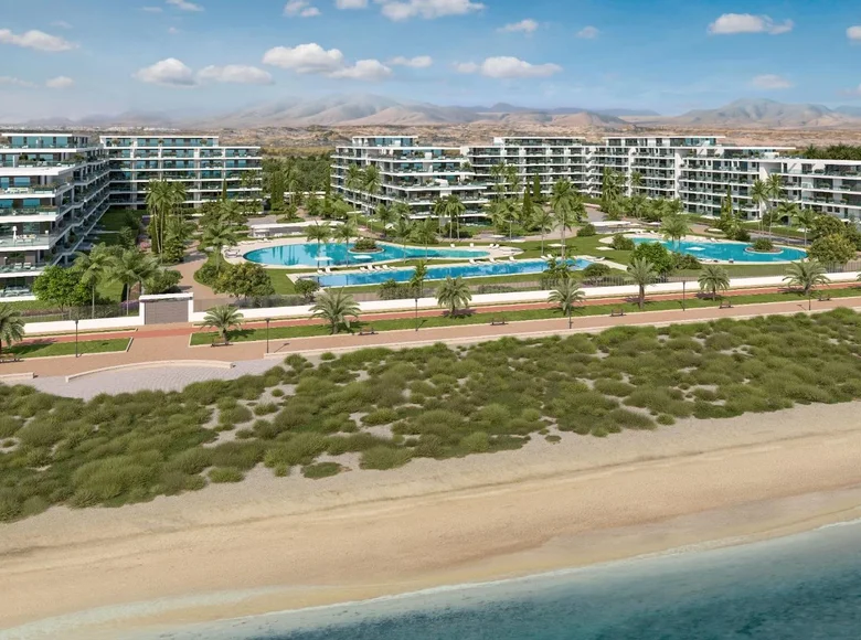 Mieszkanie 4 pokoi 156 m² Almerimar, Hiszpania