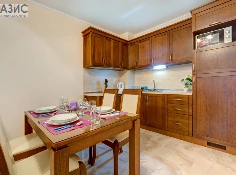 Mieszkanie 3 pokoi 105 m² Rawda, Bułgaria