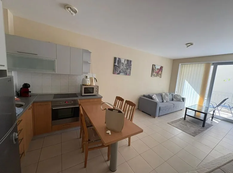 2 bedroom apartment 57 m² Petrovac, Montenegro