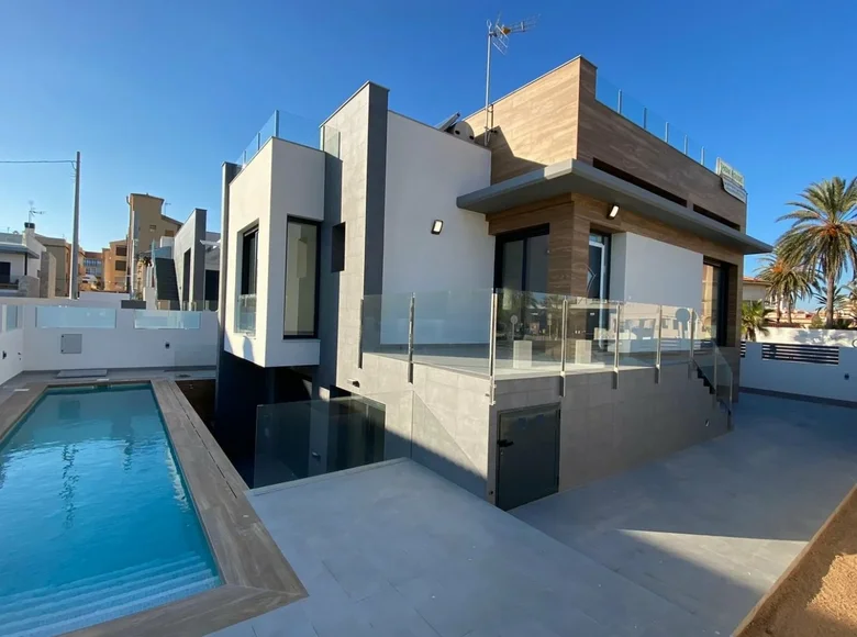 Villa de 4 dormitorios 310 m² Torrelamata, Španjolska