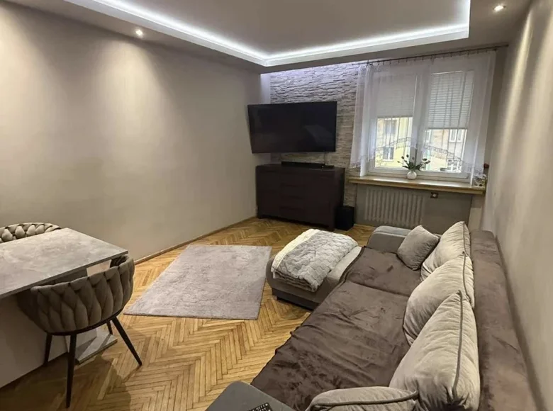 2 room apartment 47 m² Lodz, Poland