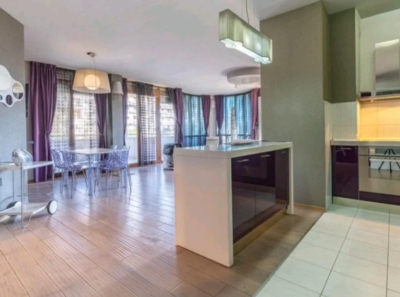 Wohnung 3 Schlafzimmer 140 m² in Podgorica, Montenegro