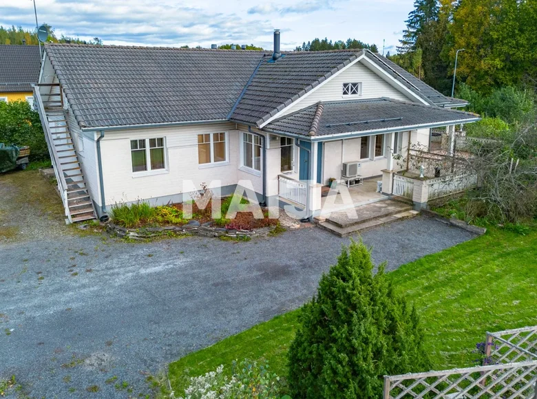 Дом 6 комнат 185 м² Vesilahden kirkonkyla, Финляндия