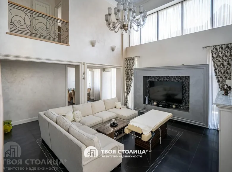 Dom 6 pokojów 348 m² w Mińsk, Białoruś