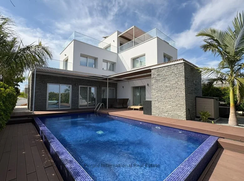 7-Schlafzimmer-Villa 186 m² Geroskipou, Zypern