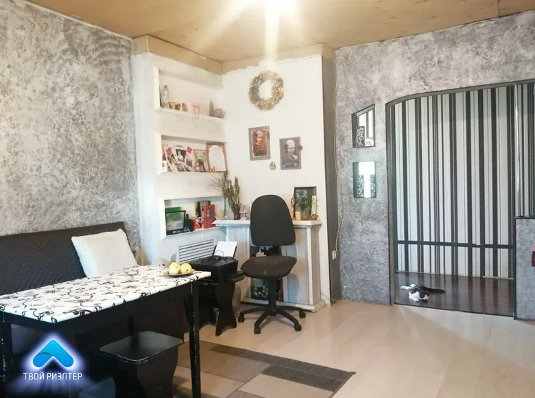 Maison 136 m² Retchitsa, Bélarus