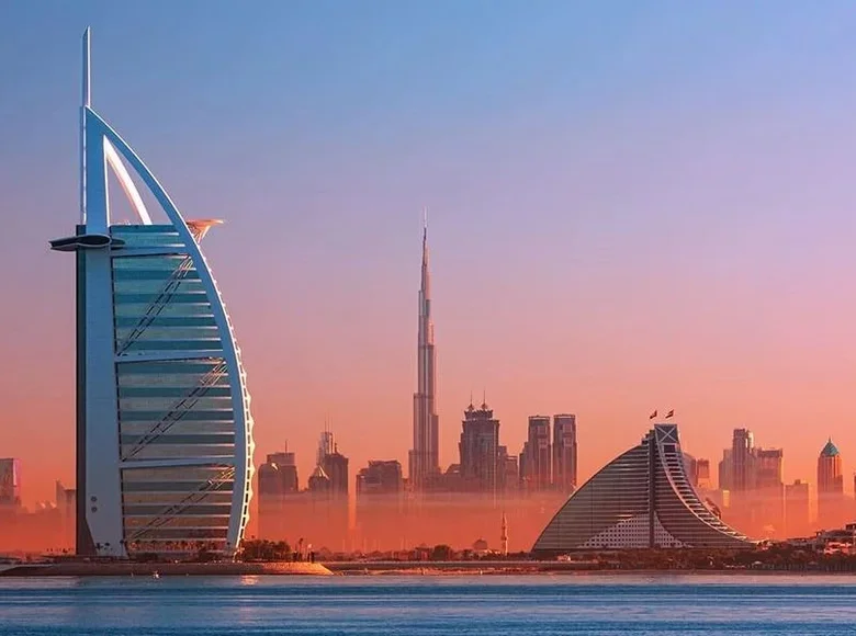 Apartamento 3 habitaciones 139 m² Dubái, Emiratos Árabes Unidos