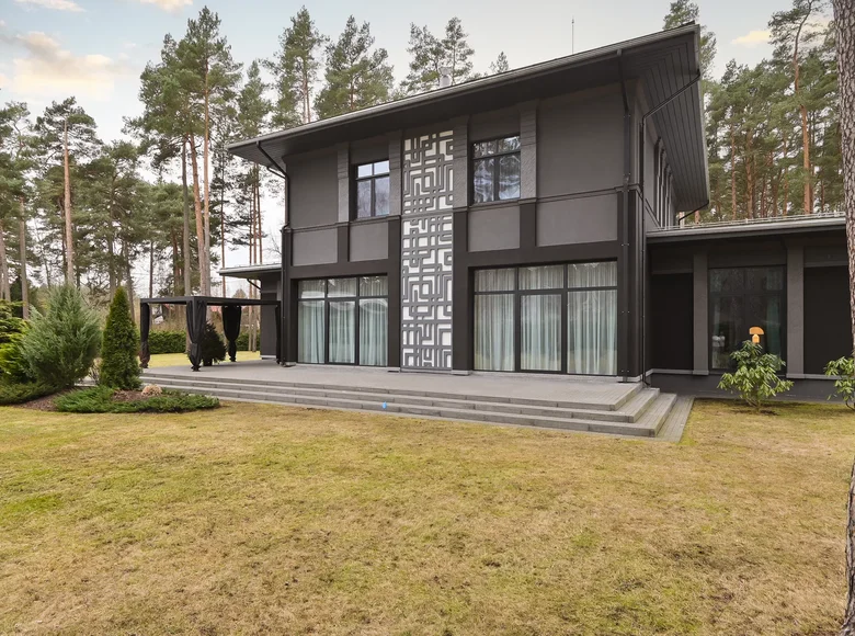 Casa 6 habitaciones 470 m² Jurmala, Letonia