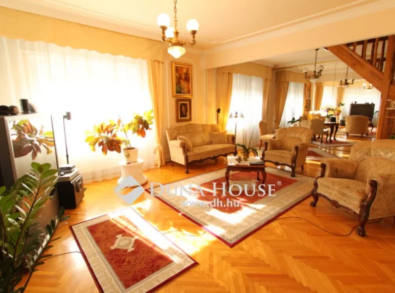 Office 390 m² in Szekesfehervari jaras, Hungary