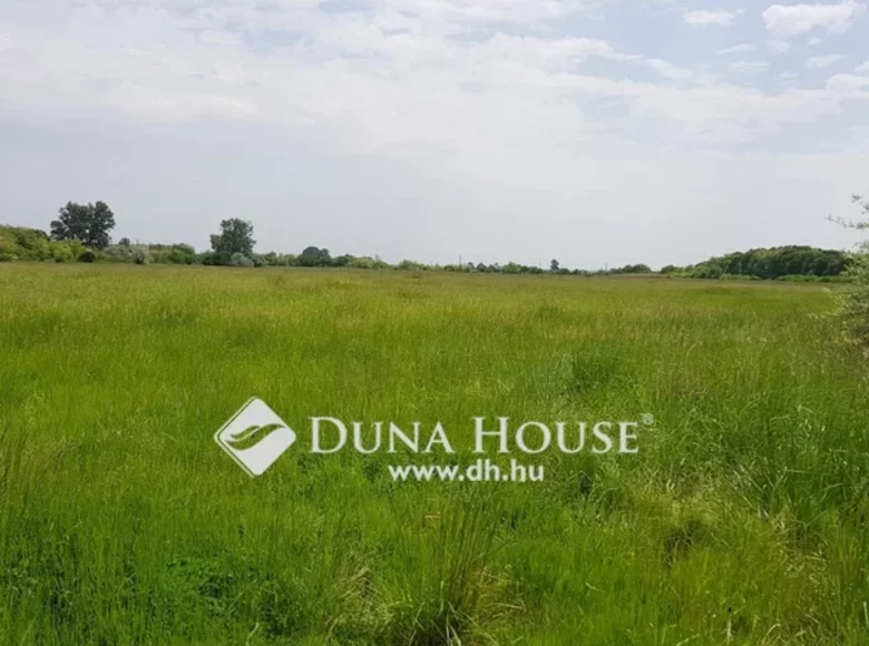 Land 23 557 m² in Central Hungary, Hungary