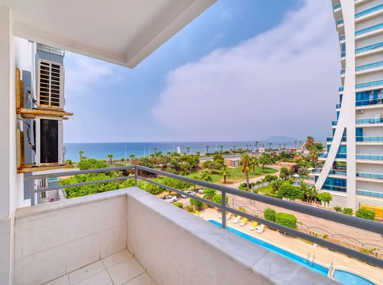 1 room apartment  Mahmutlar, Turkey