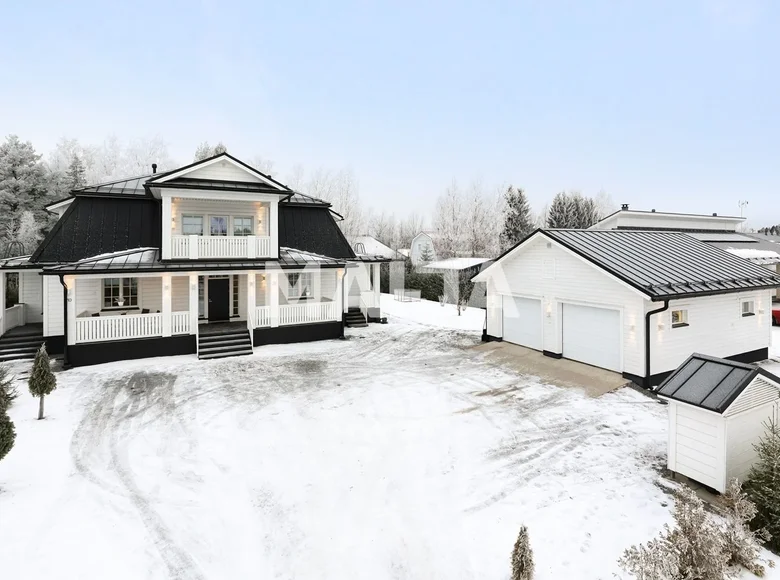 3 bedroom house 209 m² Perala, Finland