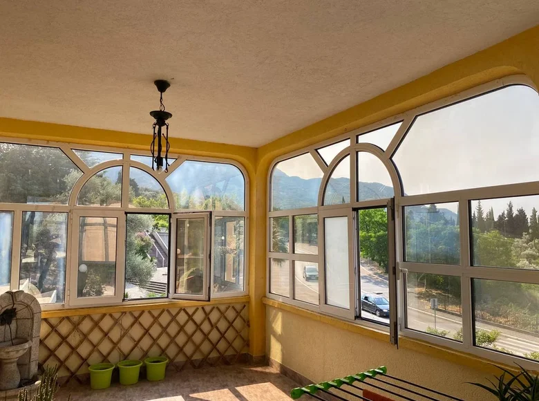 Dom 6 pokojów 216 m² Stari Bar, Czarnogóra