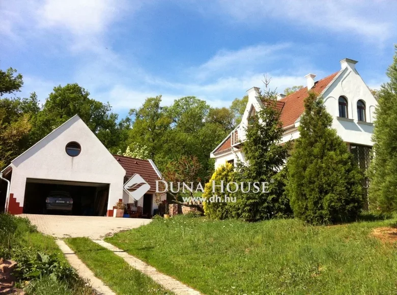 House 3 bathrooms 150 m² in Veszprém, Hungary