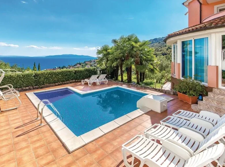 4 bedroom house 498 m² Grad Opatija, Croatia