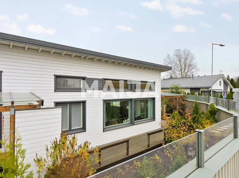 Дом 3 комнаты 89 м² Helsinki sub region, Финляндия