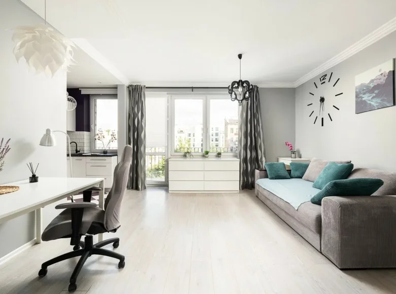 2 room apartment 42 m² Warsaw, Poland