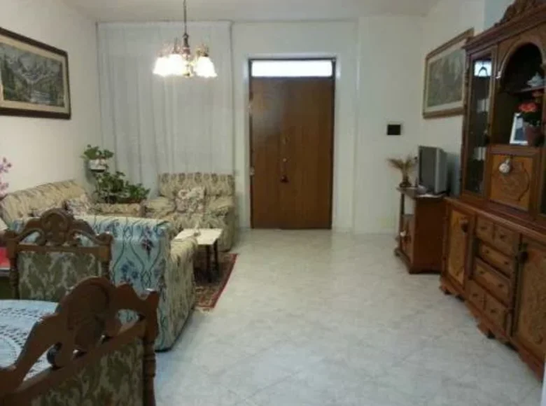 Wohnung  Terni, Italien