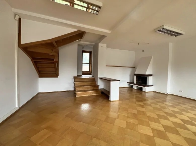 Mieszkanie 5 pokojów 122 m² Warszawa, Polska