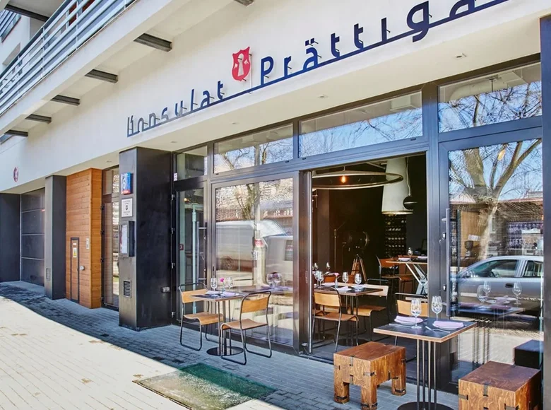 Квартира 107 м² Варшава, Польша