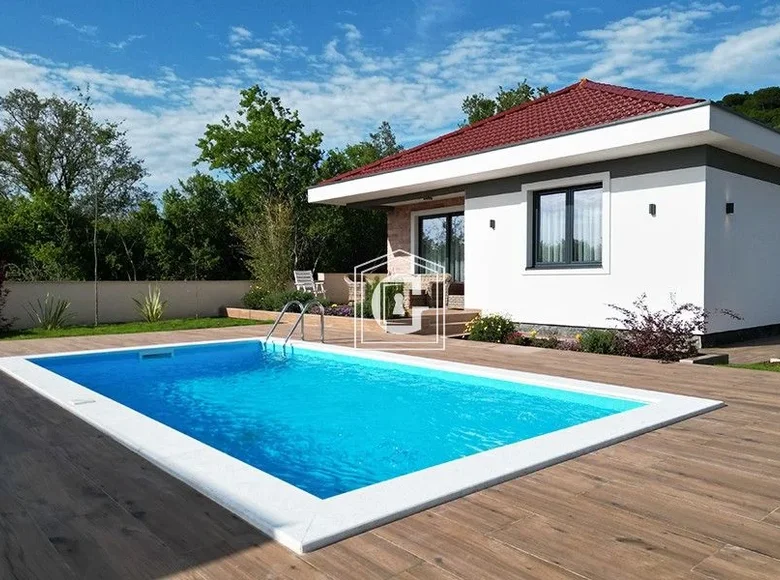 Maison 4 chambres 103 m² Krimovice, Monténégro