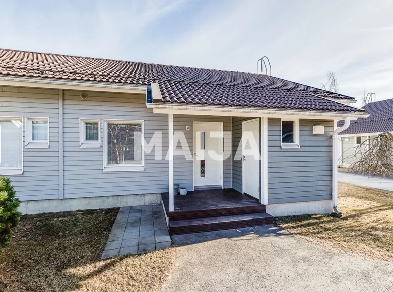 Mieszkanie 3 pokoi 70 m² Raahe, Finlandia