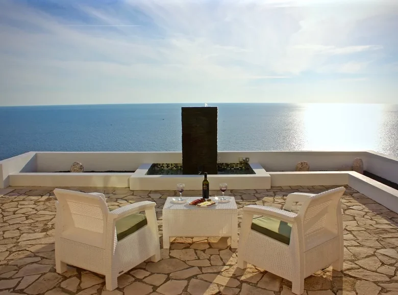 Dom 5 pokojów 450 m² Dobra Woda, Czarnogóra