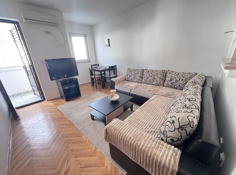 2 room apartment 40 m² in Budva, Montenegro
