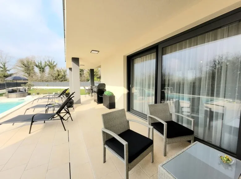 Вилла 3 спальни 154 м² Город Пула, Хорватия