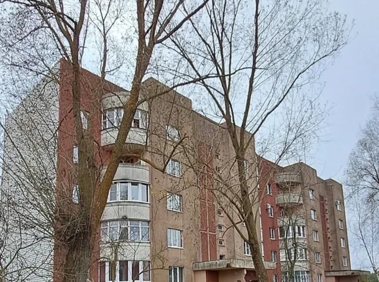 3 room apartment 68 m² Prybar, Belarus