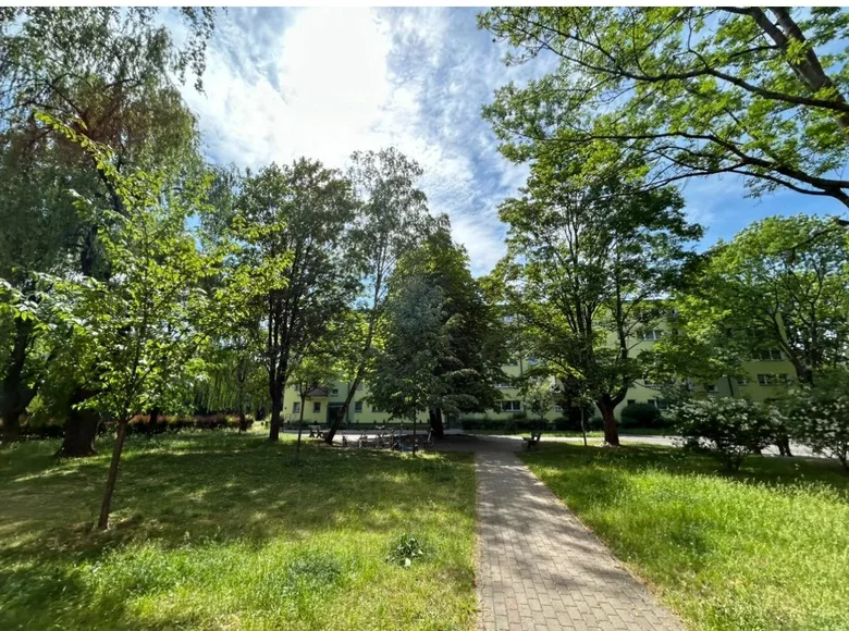 2 room apartment 37 m² Warsaw, Poland