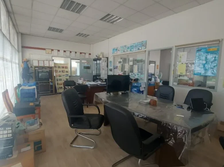 Haus 1 500 m² Larnaka, Zypern