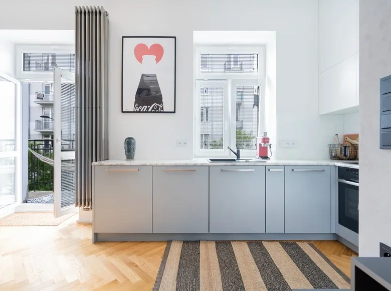 1 room apartment 34 m² in Warsaw, Poland