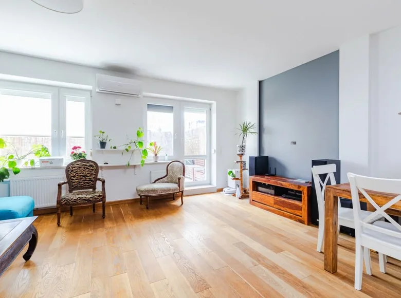 Квартира 3 комнаты 67 м² Варшава, Польша