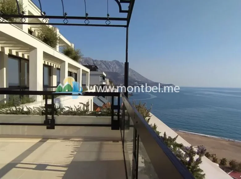 1 bedroom apartment 82 m² Boreti, Montenegro