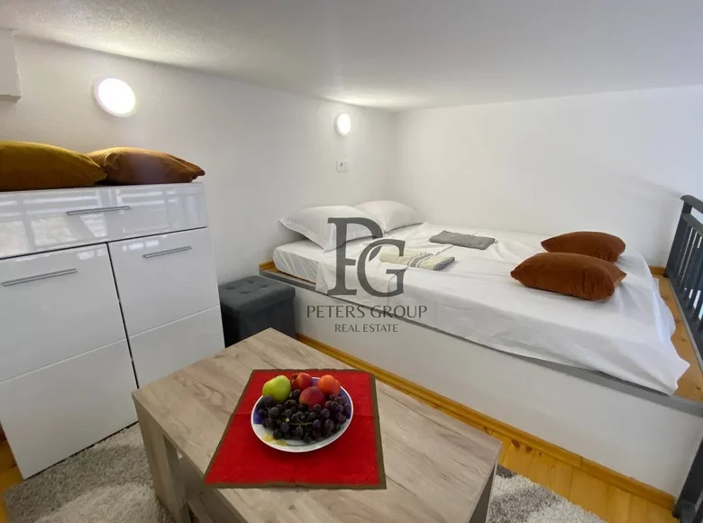 Established business 40 m² in Sutomore, Montenegro