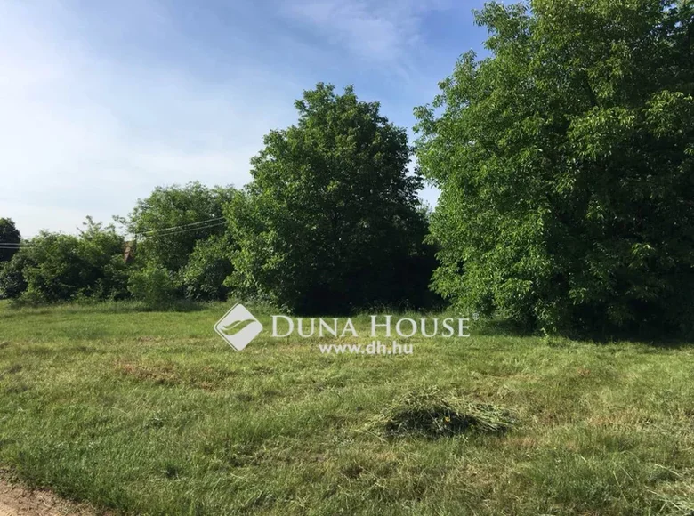 Działki 37 938 m² Koka, Węgry