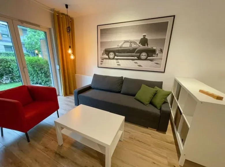 Mieszkanie 2 pokoi 51 m² w Poznań, Polska