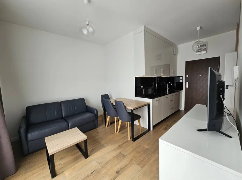 2 room apartment 32 m² in Warsaw, Poland