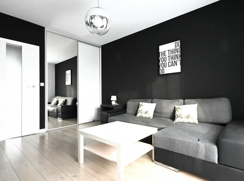 Mieszkanie 2 pokoi 56 m² w Kraków, Polska